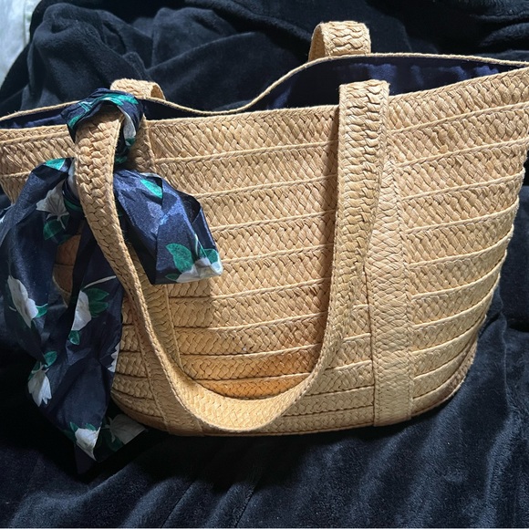 Draper James Straw Summer Bag, Beach Bag with Scarf - Picture 2 of 8